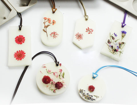 Decorative Flowers for DIY Candles