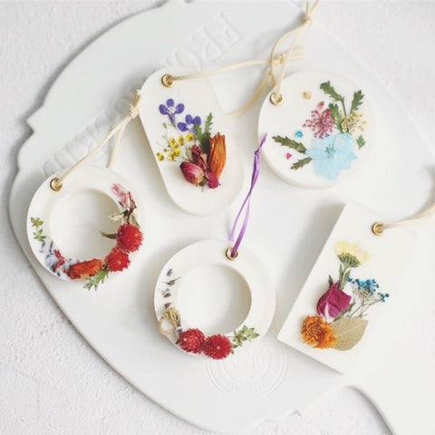 Decorative Flowers for DIY Candles